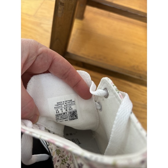 Woman's Converse Floral Chuck Taylor All Star EVA Lift Platform Size 5.5 - Picture 10 of 12